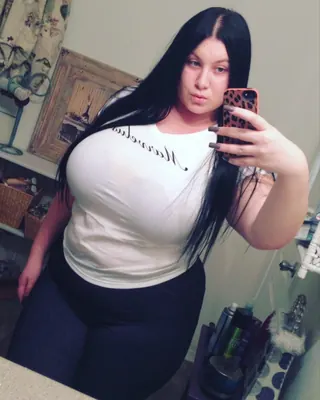 Floriane, 26 ans, rencontre sexe à Châtel