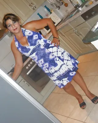 Nelly, 59 ans, rencontre sexe à Saint-Corneille
